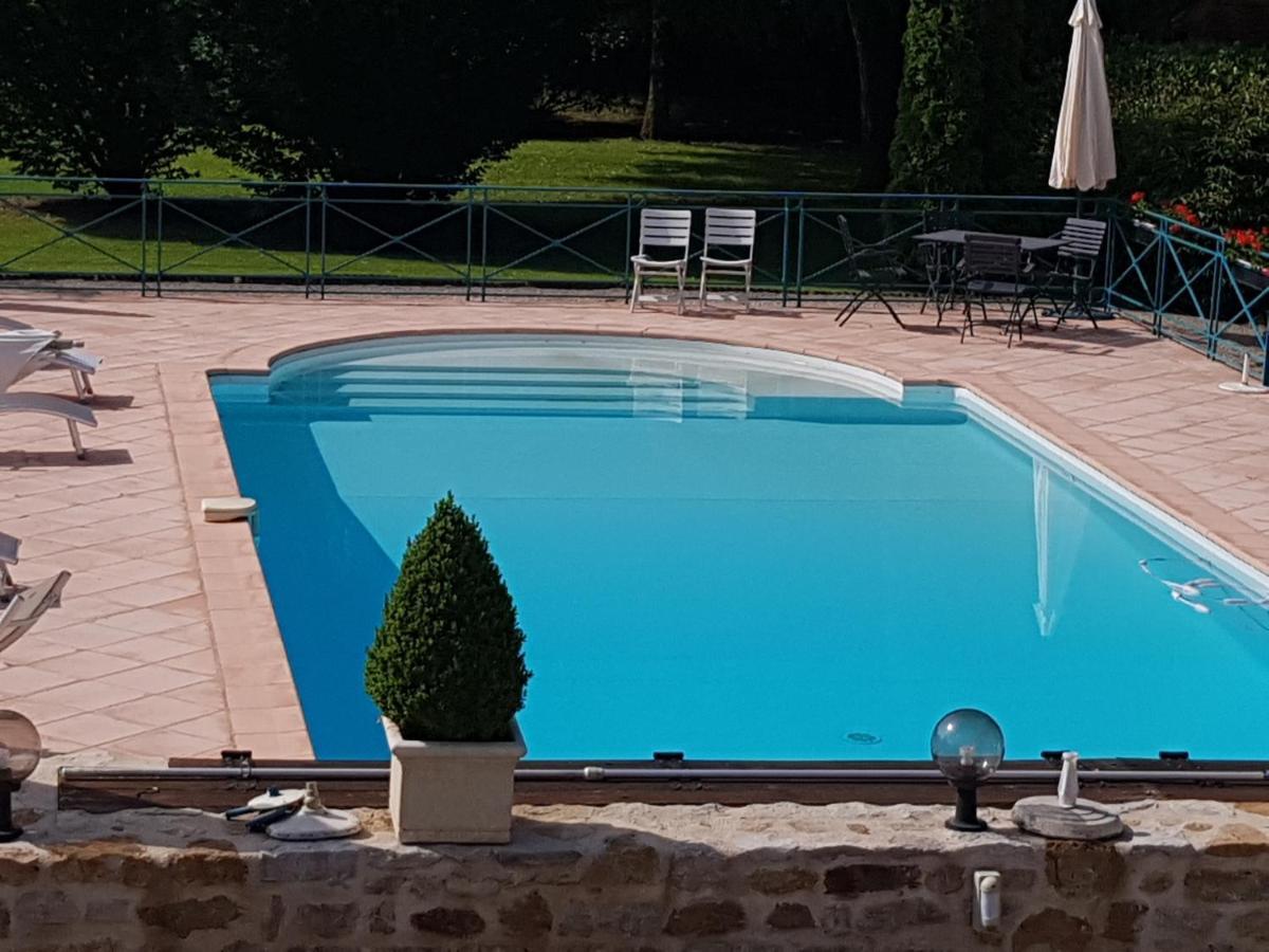 Moulin Du Soustre Bed & Breakfast Cavagnac Dış mekan fotoğraf