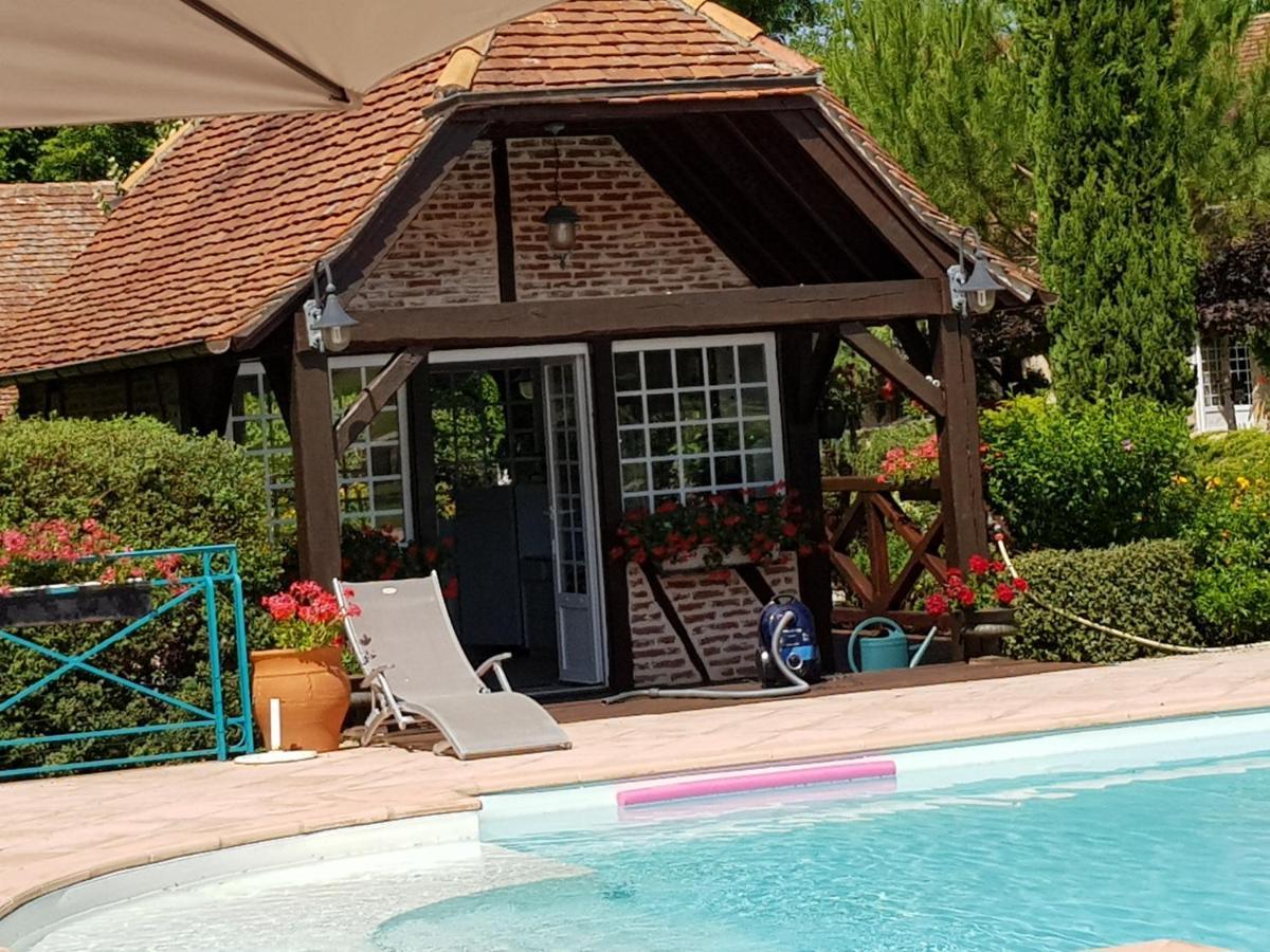 Moulin Du Soustre Bed & Breakfast Cavagnac Dış mekan fotoğraf