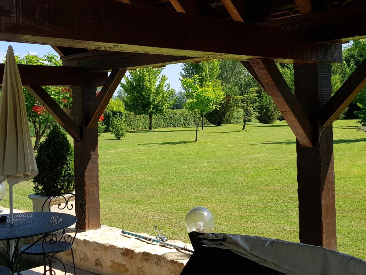 Moulin Du Soustre Bed & Breakfast Cavagnac Dış mekan fotoğraf