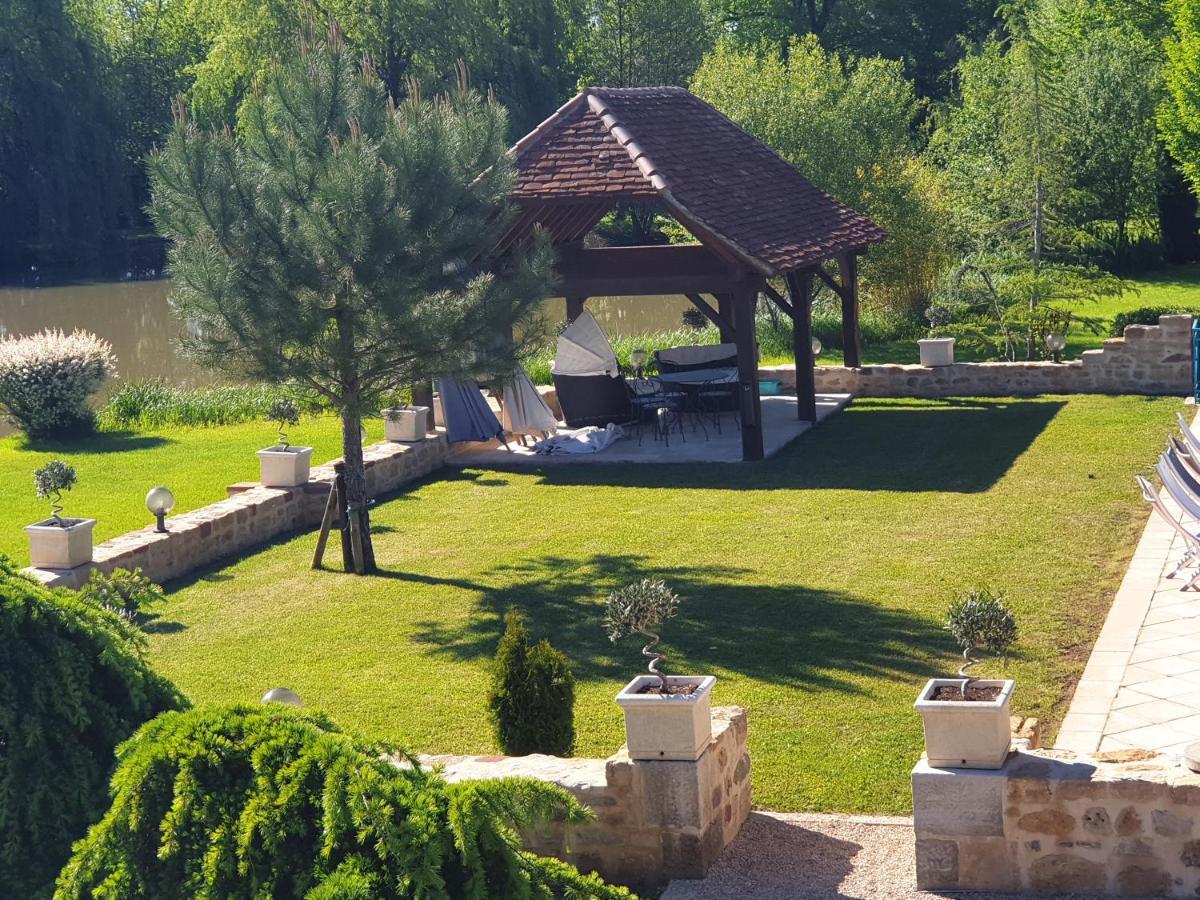 Moulin Du Soustre Bed & Breakfast Cavagnac Dış mekan fotoğraf