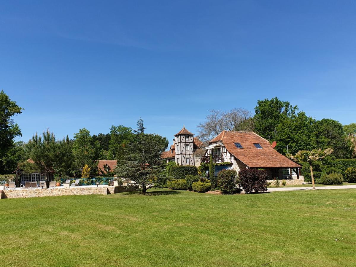 Moulin Du Soustre Bed & Breakfast Cavagnac Dış mekan fotoğraf
