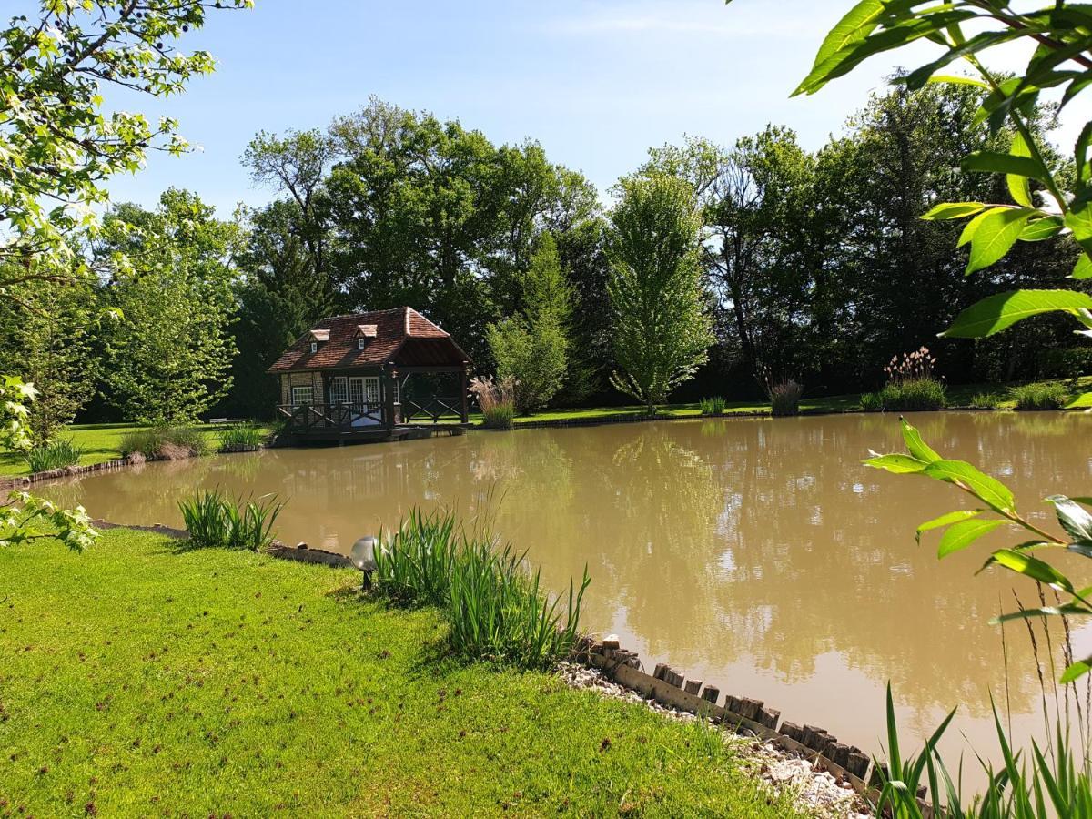 Moulin Du Soustre Bed & Breakfast Cavagnac Dış mekan fotoğraf