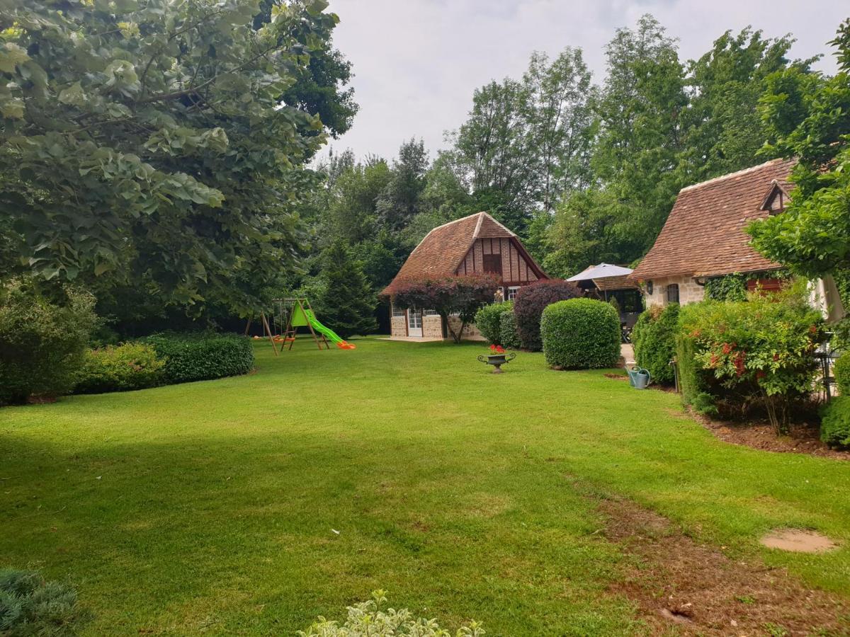 Moulin Du Soustre Bed & Breakfast Cavagnac Dış mekan fotoğraf